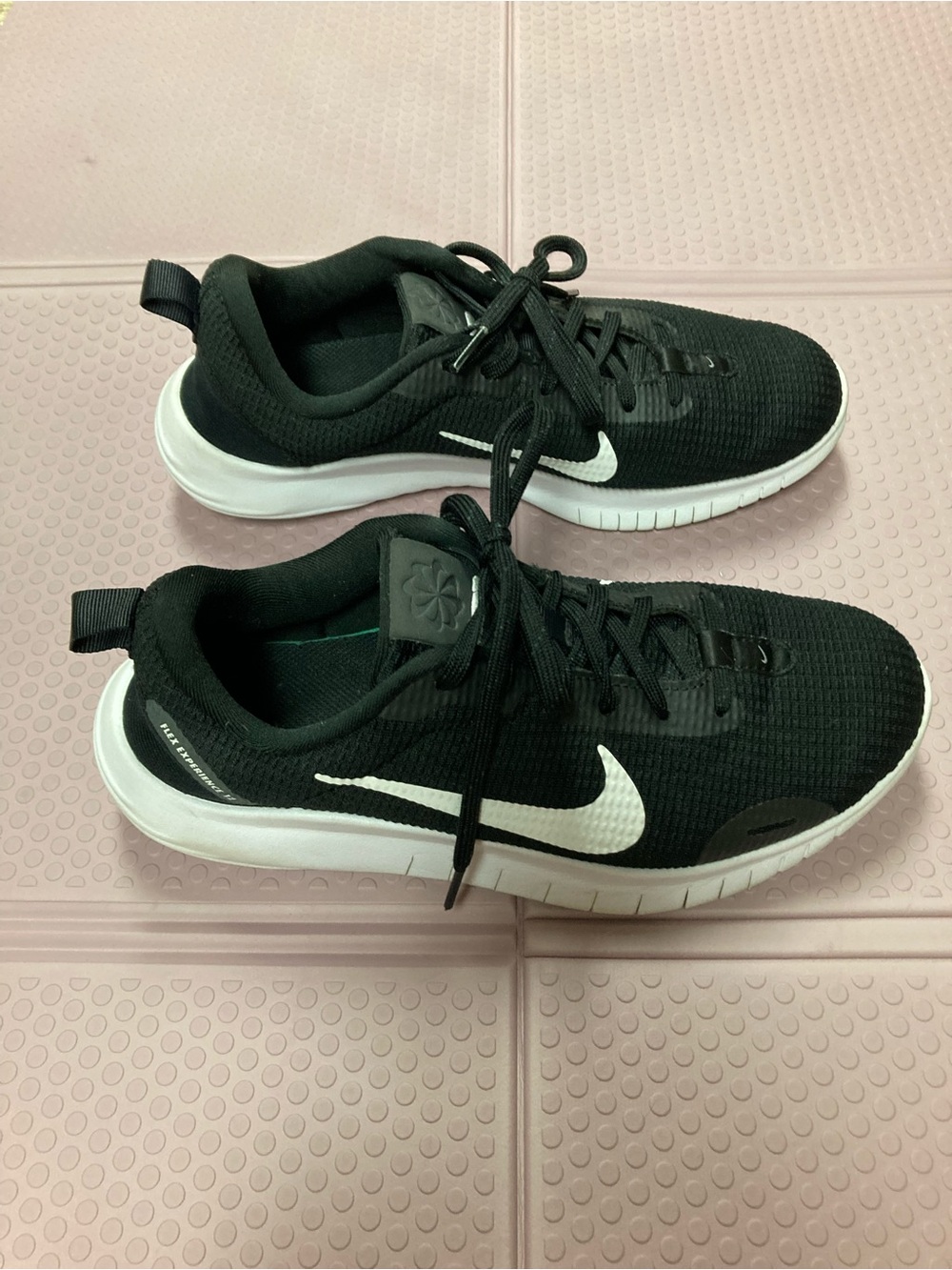 Nike Flex Experience Run 12 Women’s 8